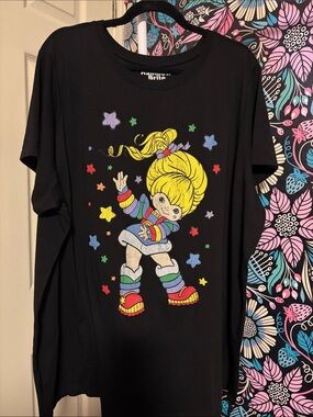 torrid Oversized Black Tee with Rainbow Brite Character